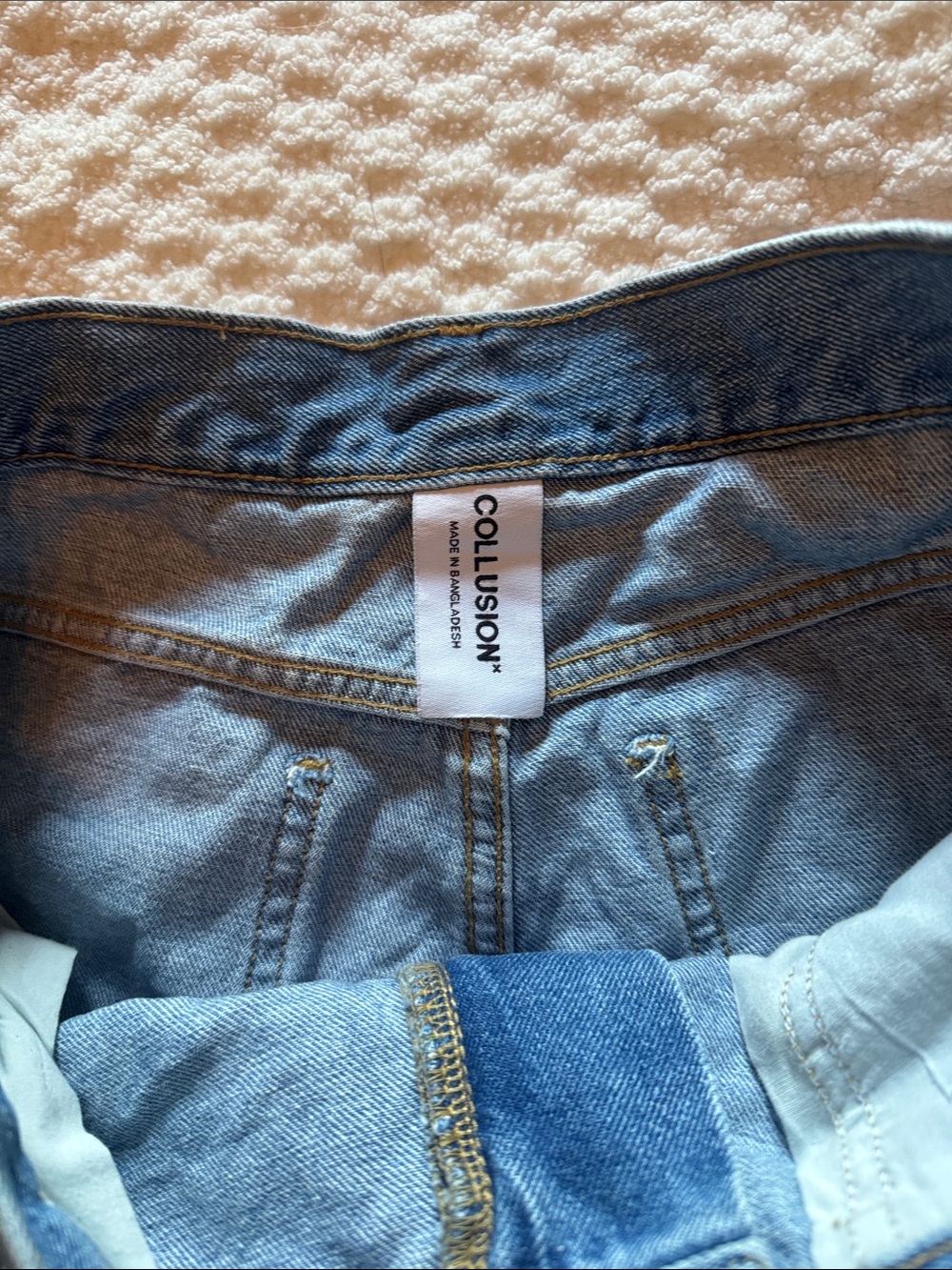 High-Rise Light Blue Denim Shorts with Front Pockets - Picture 3 of 4